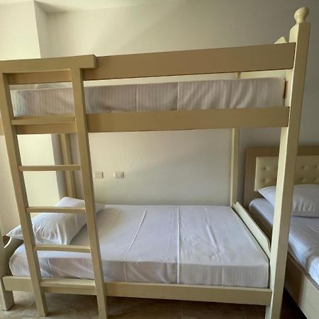 Shëngjin Low Cost Banesa Kosovare מראה חיצוני תמונה