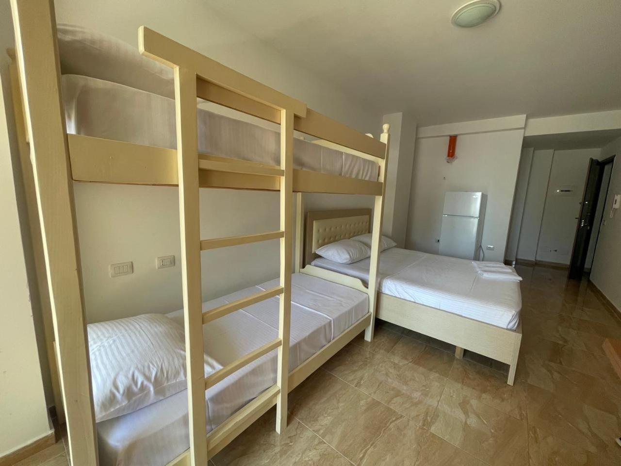 Shëngjin Low Cost Banesa Kosovare מראה חיצוני תמונה